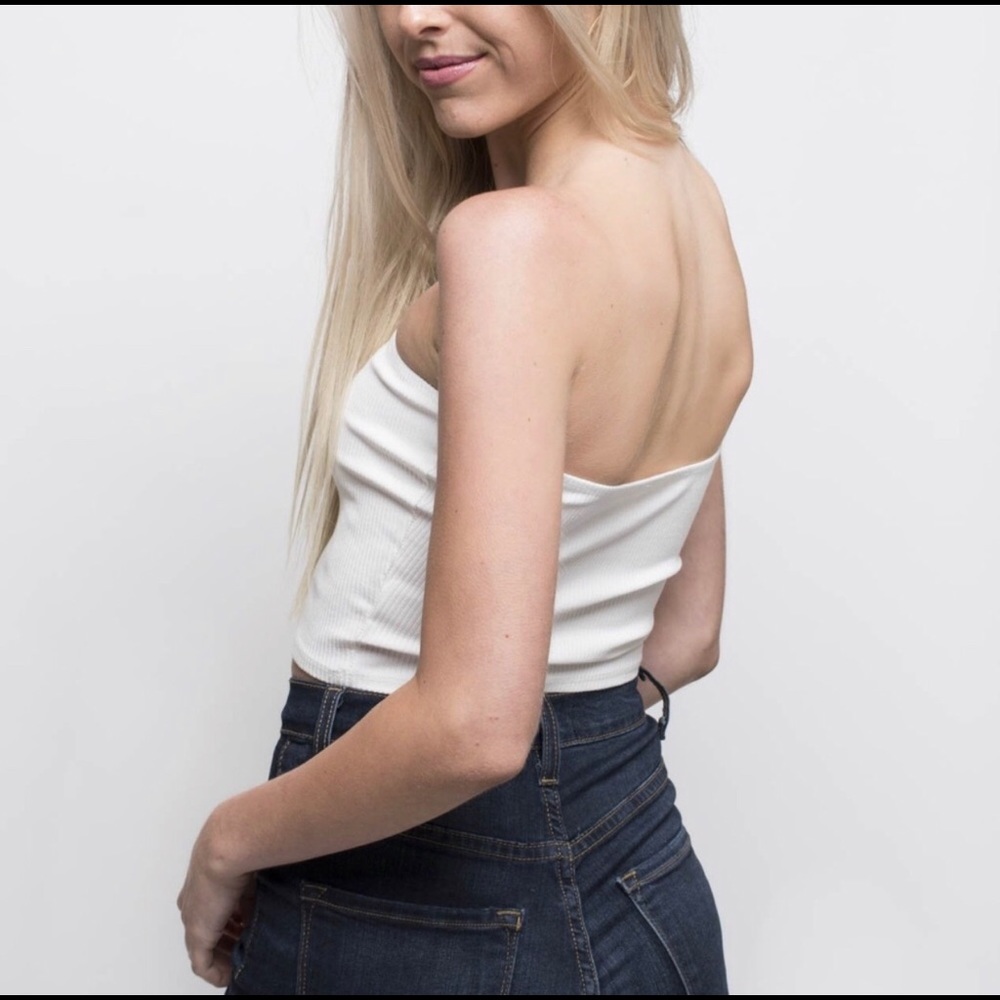 1 Left🌷Apple Tree-Boutique White tube top🌷 - Picture 4 of 8